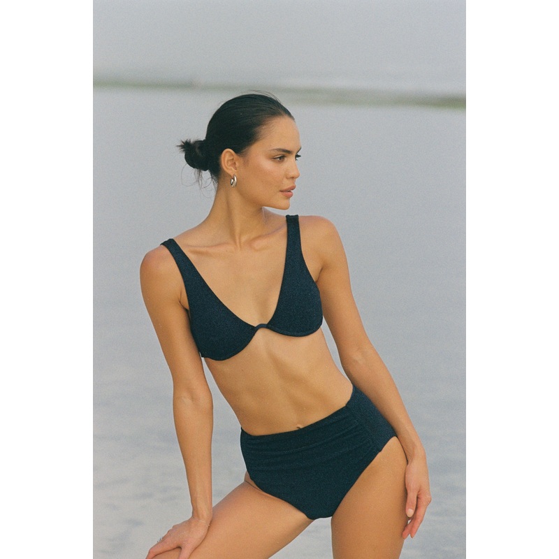 (Pre-order) Kimberley x HI | W-Wire Bikini Top with Wide Straps ~ Navy