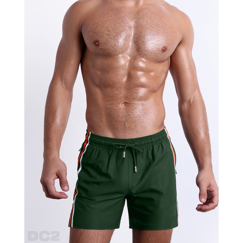 BRAVE GREEN - Resort Shorts | DC2