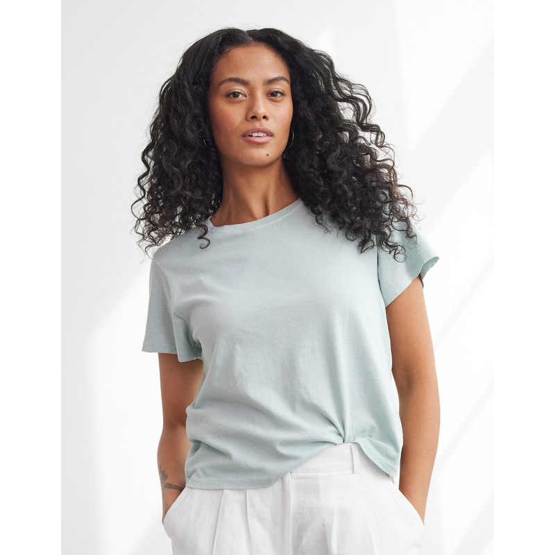 crewneck tee