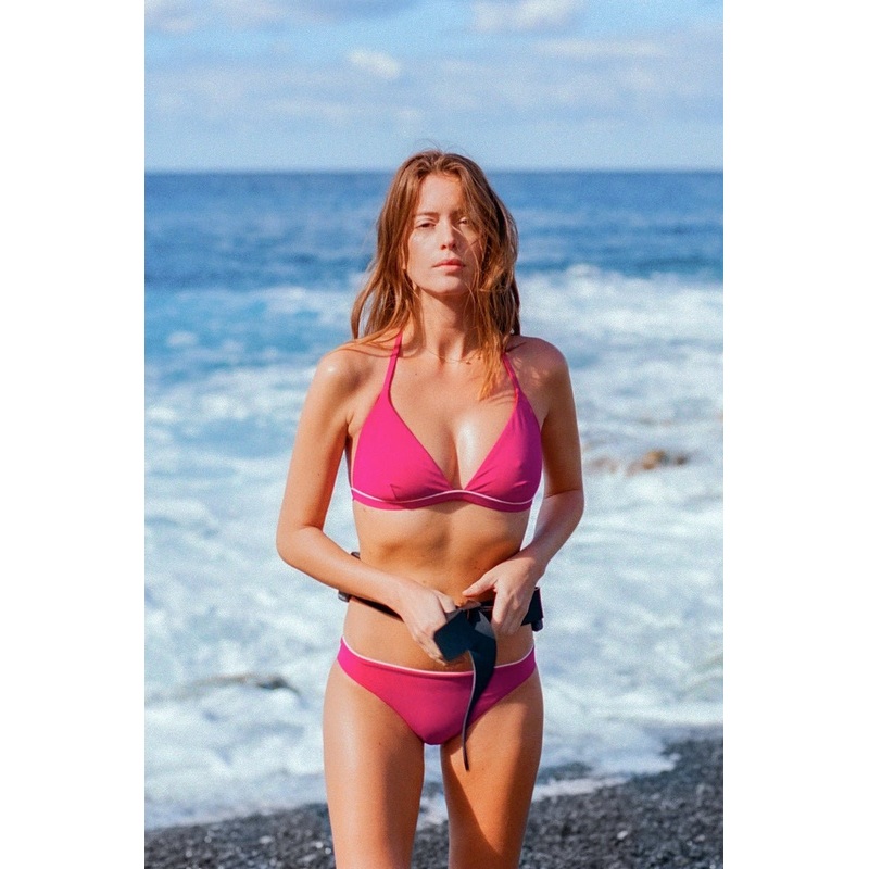 Triangle - Plain color Pink L'Agitateur