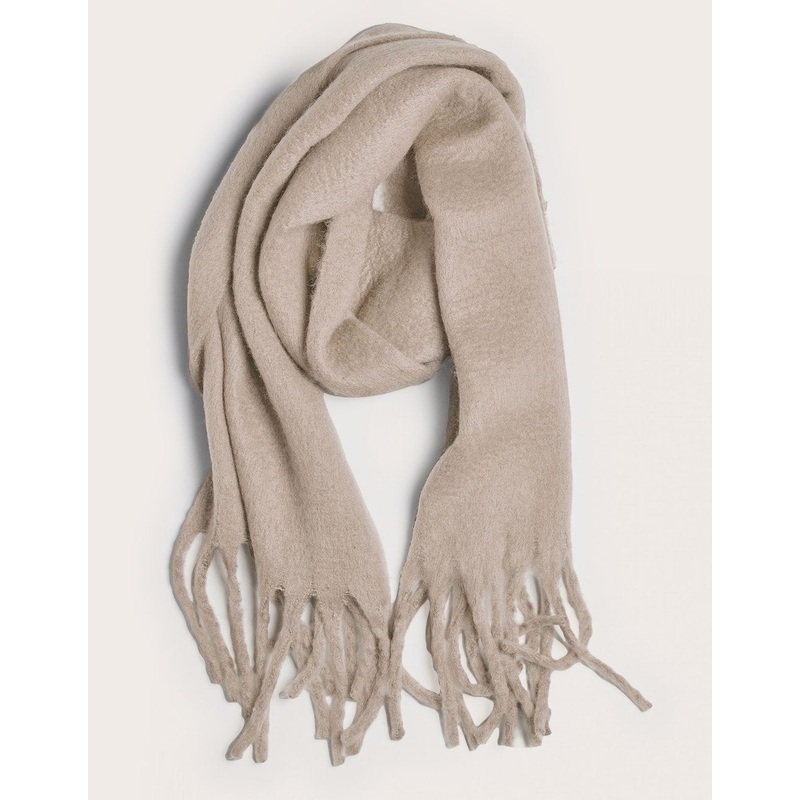 hat attack chic solid scarf