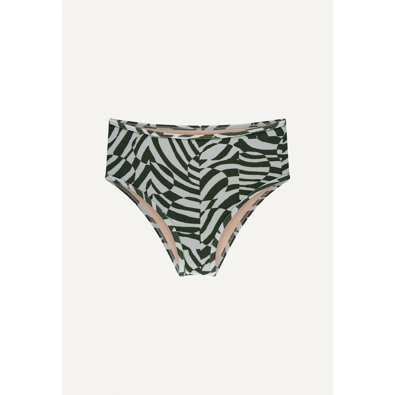 Bikini Bottom Samun in unreal zebra print