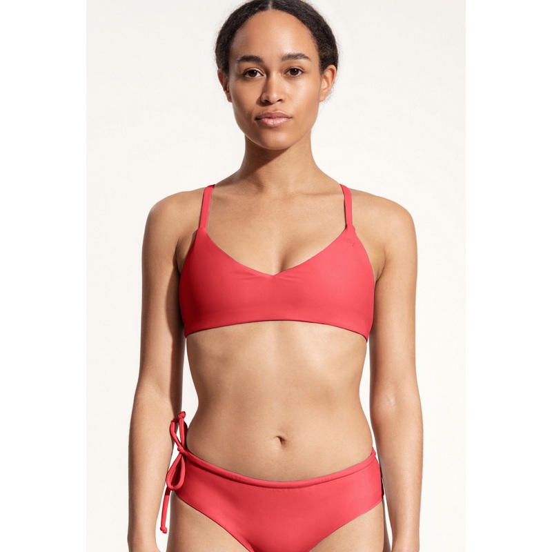 Surf Bikini Top "Dace" in strawberry red