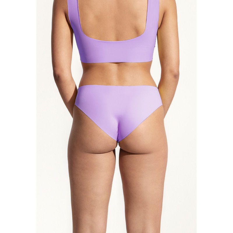 U.W.W. Hipster in light purple