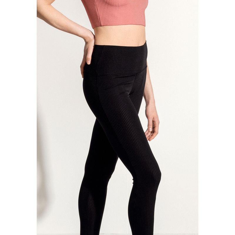 Yoga Leggings "Larimar" in black rib