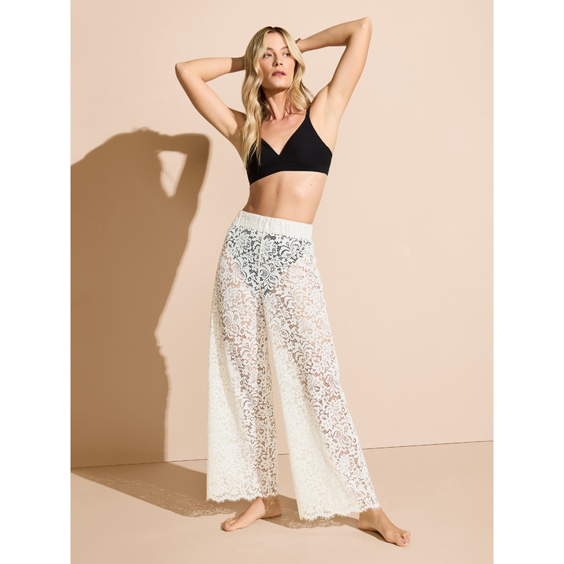 AquaLace Quick-Dry Floral Lace Pant
