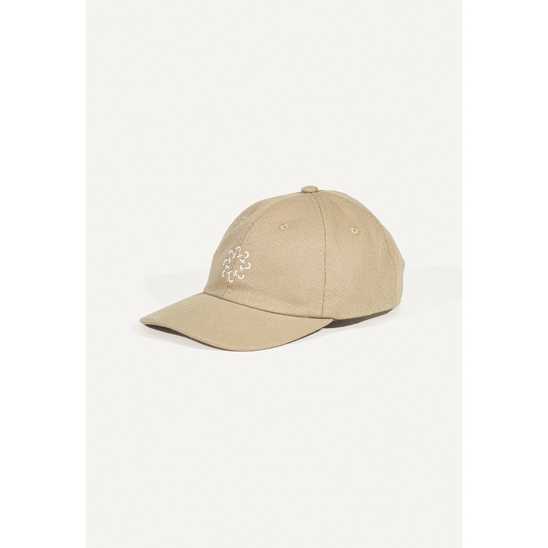 Dad Cap "Oy Sun" in beige