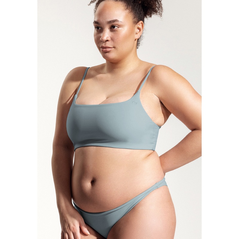 Surf Bikini Top "Buri" in ice blue