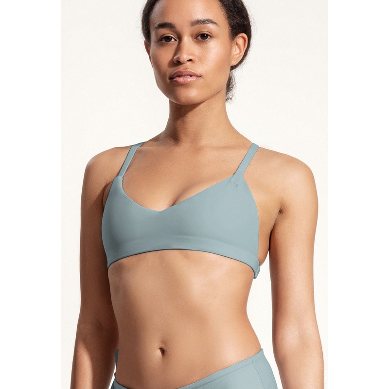 Surf Bikini Top "Dace" in ice blue
