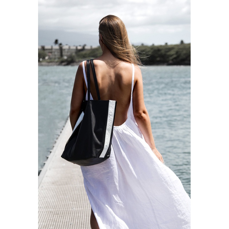 Clhei Sol Tote in Black