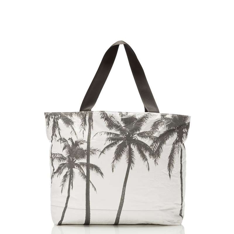 ALOHA Collection Samudra Day Tripper in Kalapana