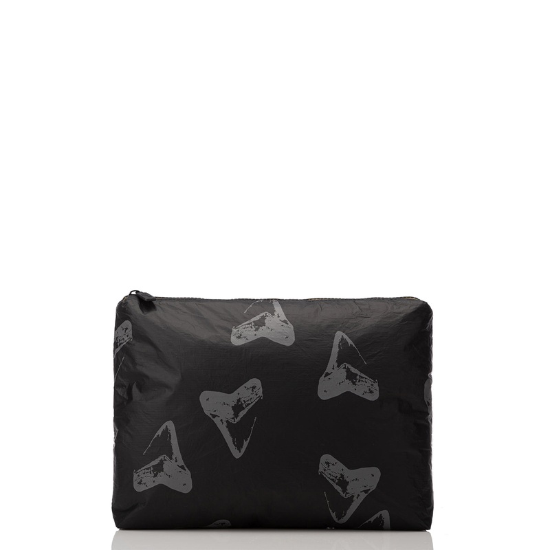 ALOHA Collection Mid 'Aumakua Pouch in Black