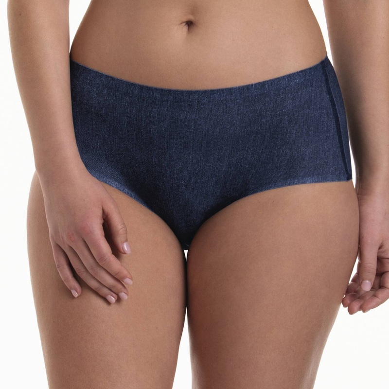 Anita - Essential Art High Waist+ Jeans