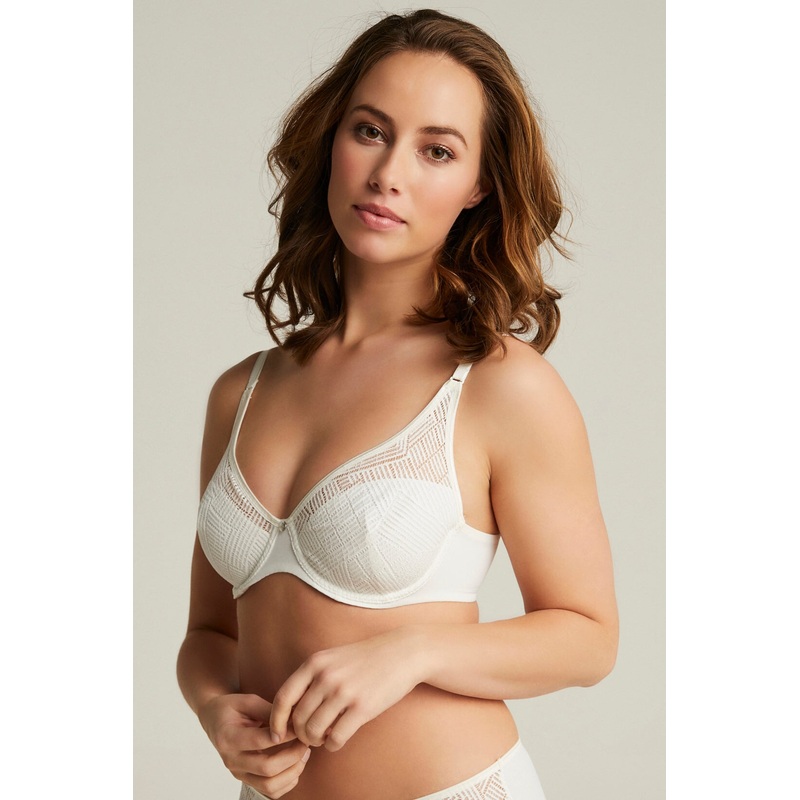 Chantelle Easyfeel - Emma Underwired Covering Molded Bra Milk