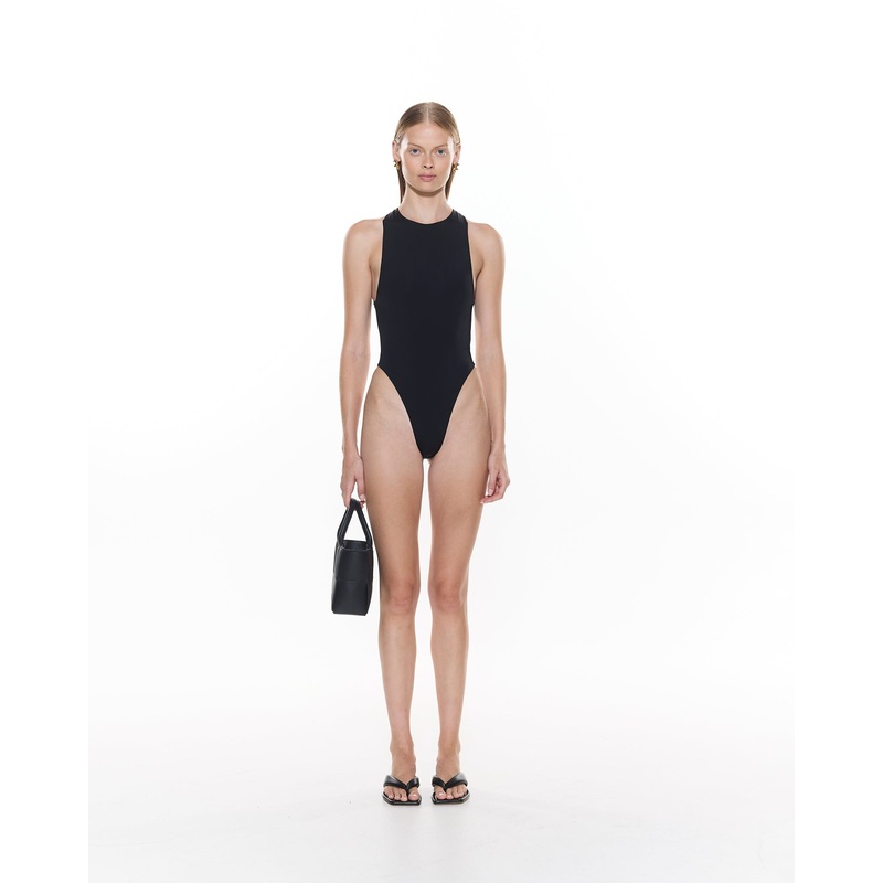 Amith One Piece | Black
