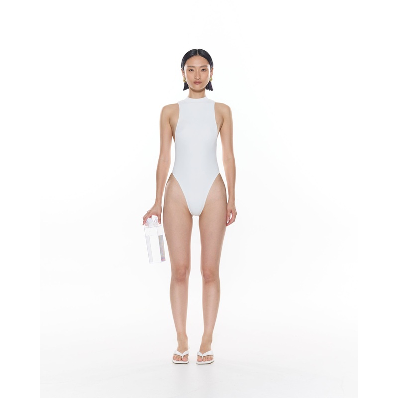 Hadid One Piece | Vanilla