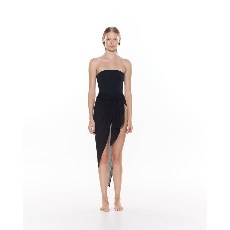 Johni Sarong | Black