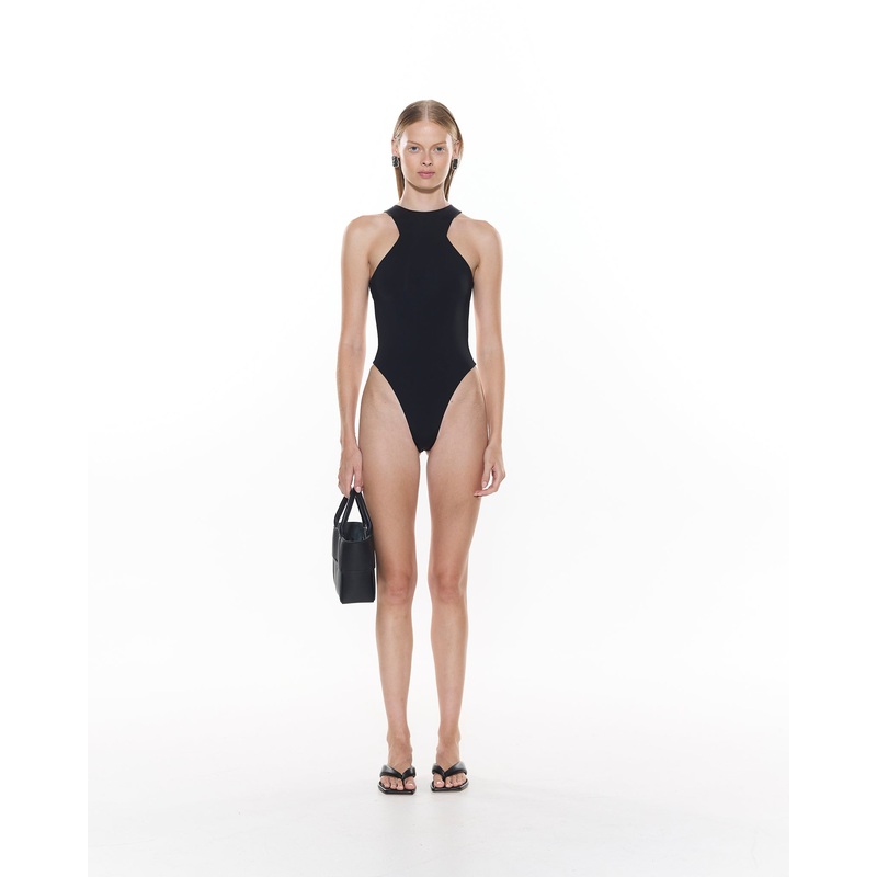 Ezra One Piece | Black