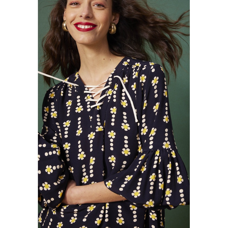 TOP LEONIE DAISY POLKA