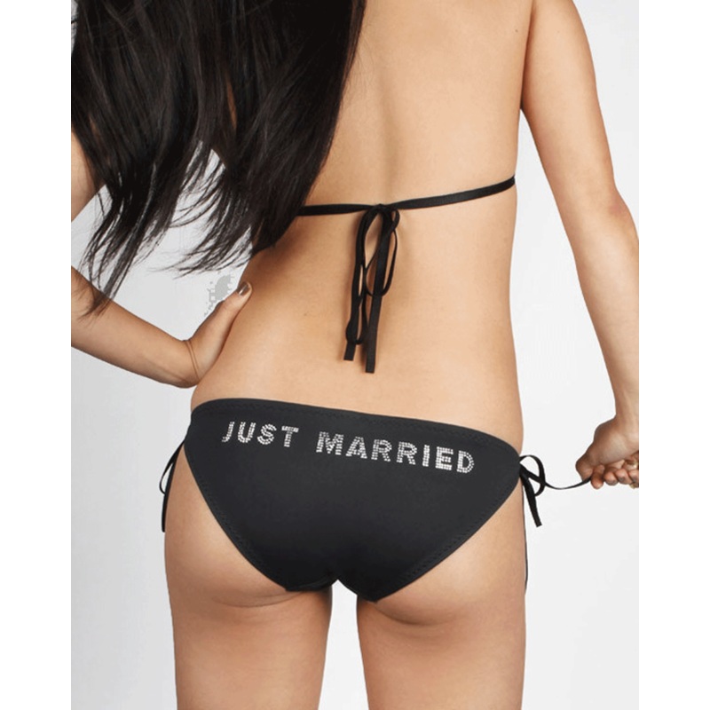 just married love knot