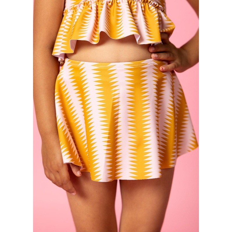 Vintage Triangles | Mini Who Wears Short Skirts