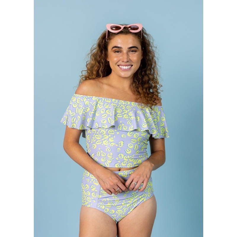 Vivid Cheetah | Ruffled Around Top
