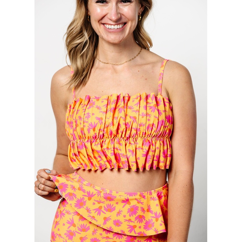 Playful Daisies | Oversized Ruffle Top