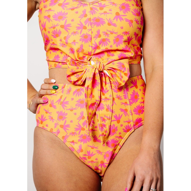 Playful Daisies | Up High Bottoms