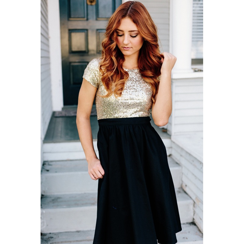 sequin top in gold