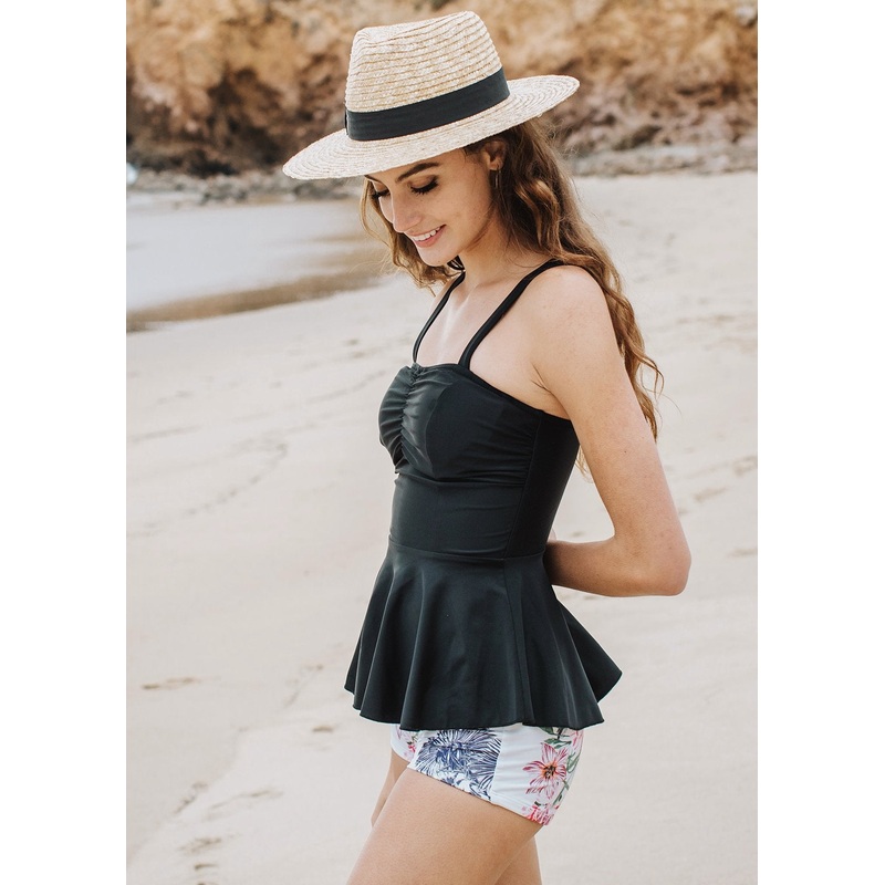 lucy in ebony top