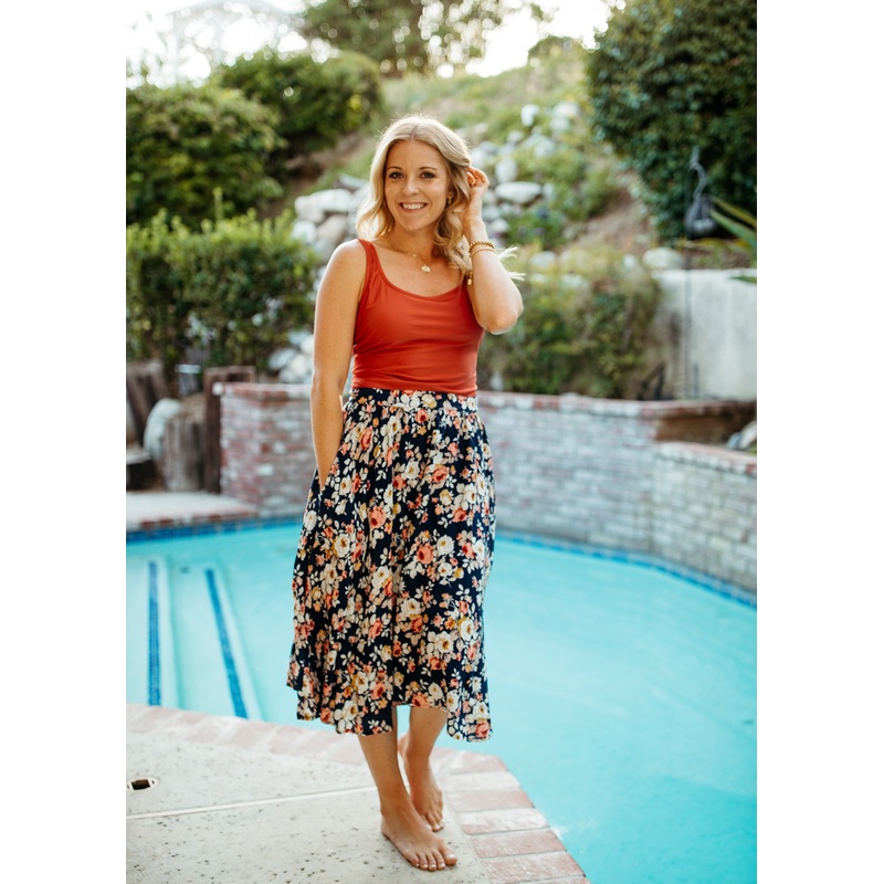 midi skirt in navy fleur