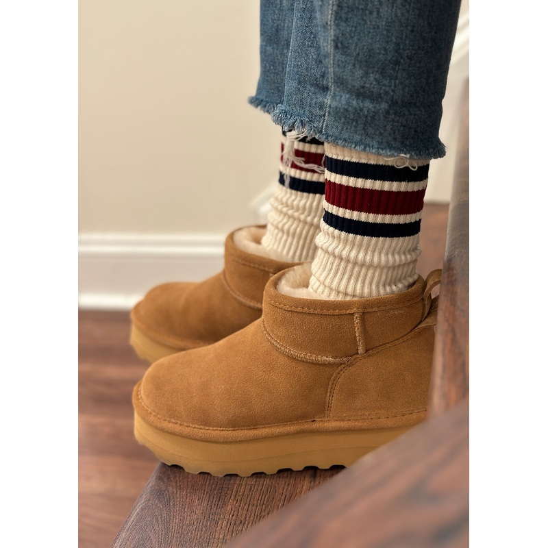 retro socks in navy/burgundy