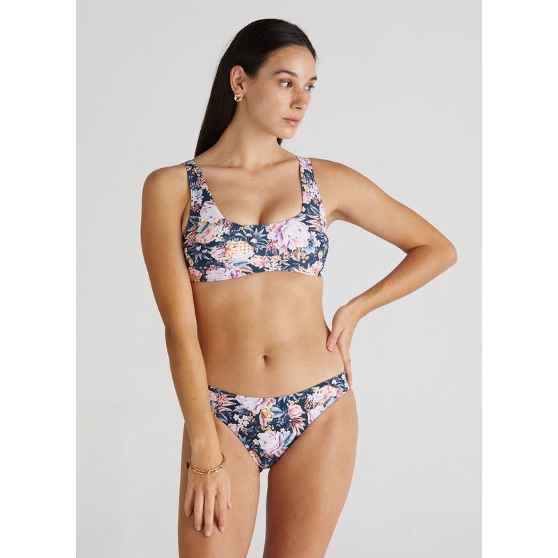 Romance Jennifer Hipster Pant