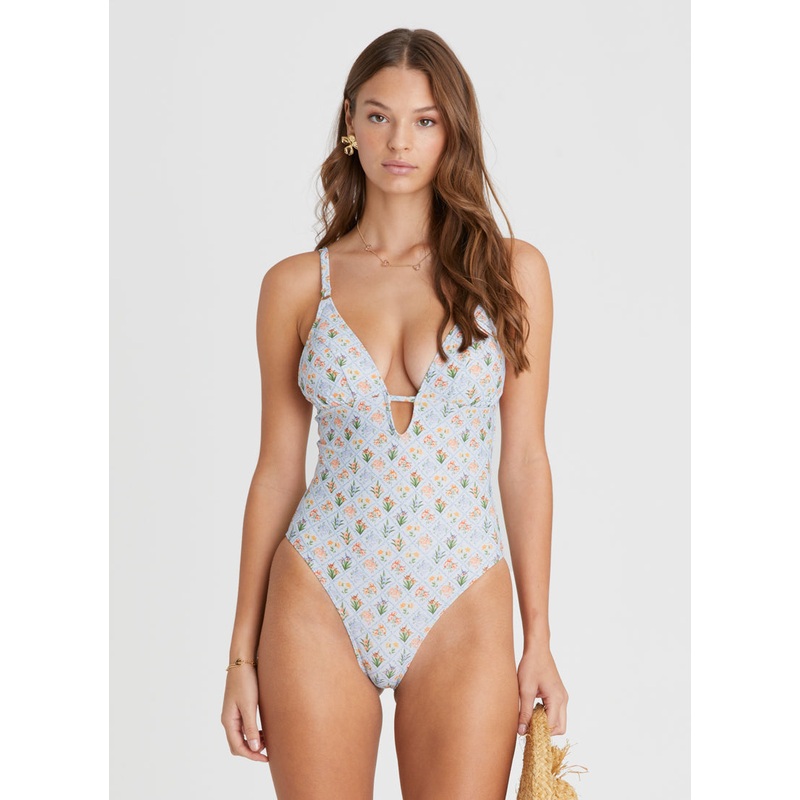 Casablanca Faith One Piece