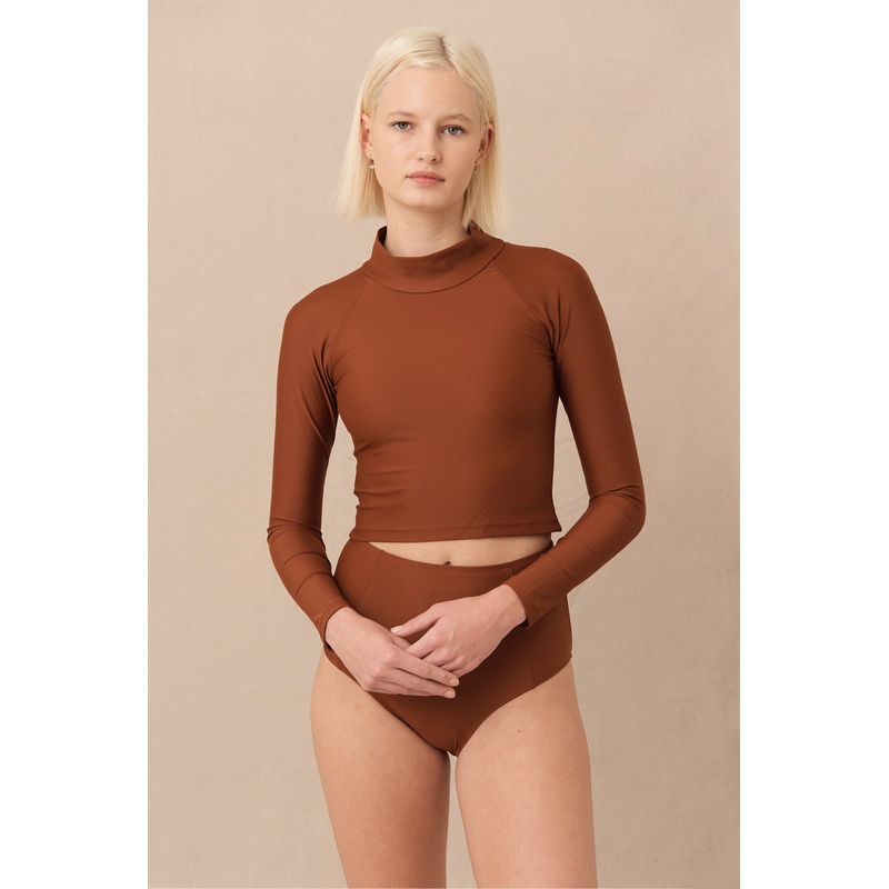 Aire Turtle Neck Rashguard | Rust
