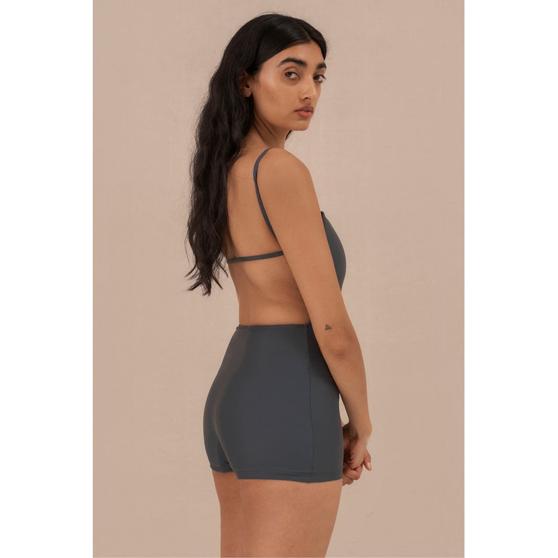Terrain One Piece | Lava Grey